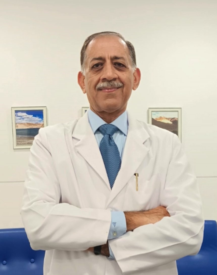 Dr. Anil Kanwar